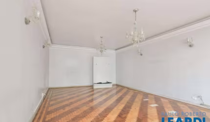 CASA ASSOBRADADA - MIRANDÓPOLIS - SP