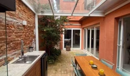 CASA ASSOBRADADA - JARDIM PAULISTANO - SP