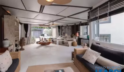 CASA ASSOBRADADA - PACAEMBÚ  - SP