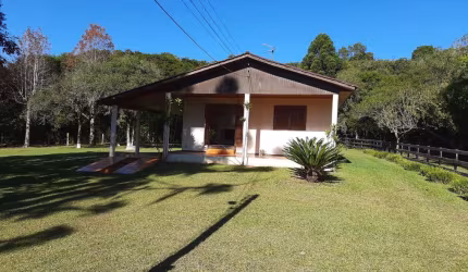 OPORTUNIDADE IMPERDÍVEL - PROPRIEDADE COMPLETA À VENDA!