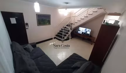 Sobrado para Venda em Suzano, VILA URUPÊS, 3 dormitórios, 1 suíte, 4 banheiros, 2 vagas