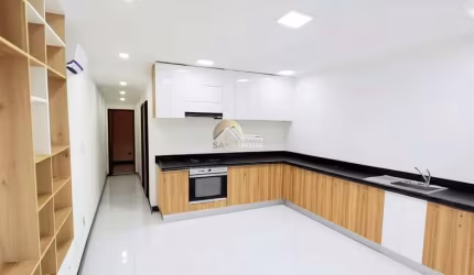 VENDO APARTAMENTO NASCENTE DE 2 QUARTOS COM SUÍTE E VARANDA NO CENTRO DE LAURO DE FREITAS - IDEAL P