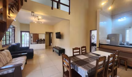 Casa - Em condomínio, para Venda em Ubatuba/SP