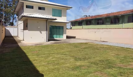 Casa para Venda em Rio das Ostras, Mar Y Lago, 4 dormitórios, 1 suíte, 4 banheiros, 10 vagas
