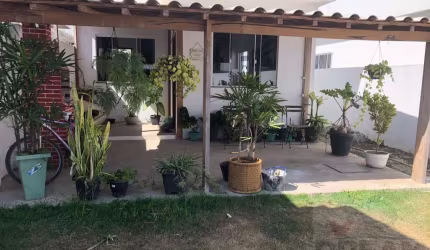 Casa para Venda em Rio das Ostras, Loteamento Extensão do Serramar, 2 dormitórios, 1 suíte, 2 banheiros, 2 vagas