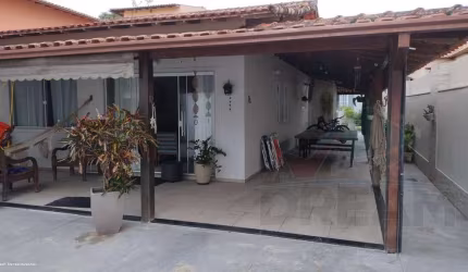 Casa para Venda em Rio das Ostras, Novo Rio das Ostras, 3 dormitórios, 1 suíte, 2 banheiros, 1 vaga