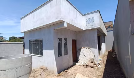 Casa para Venda em Rio das Ostras, Loteamento Extensão do Serramar, 2 dormitórios, 1 suíte, 2 banheiros, 1 vaga