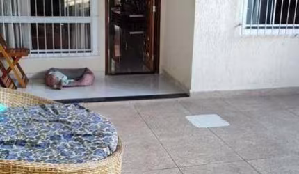 Casa para Venda em Rio das Ostras, Jardim Marilea, 3 dormitórios, 1 suíte, 4 banheiros, 2 vagas
