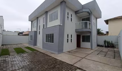 Casa para Venda em Rio das Ostras, Extensão do Bosque, 3 dormitórios, 1 suíte, 2 banheiros, 2 vagas