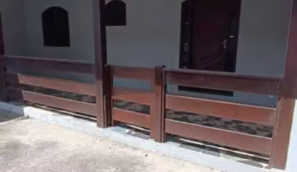 Casa para Locação em Rio das Ostras, Loteamento Extensão do Serramar, 3 dormitórios, 2 banheiros, 1 vaga