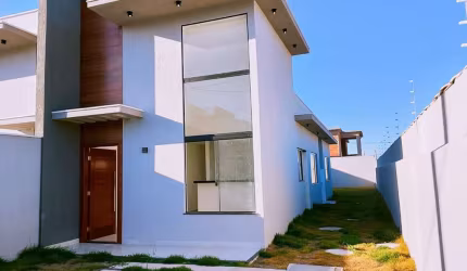 Casa para Venda em Rio das Ostras, Verdes Mares, 3 dormitórios, 1 suíte, 2 banheiros, 2 vagas