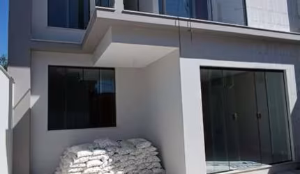 Casa para Venda em Rio das Ostras, Novo Rio das Ostras, 3 dormitórios, 2 suítes, 4 banheiros, 1 vaga