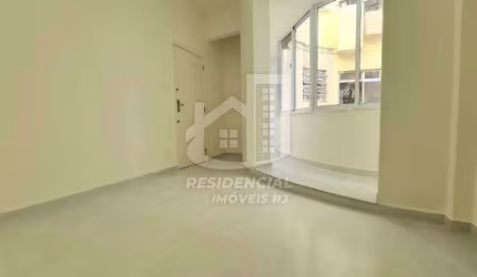 Apartamento 40m² com 1 quarto para venda no Catete RJ