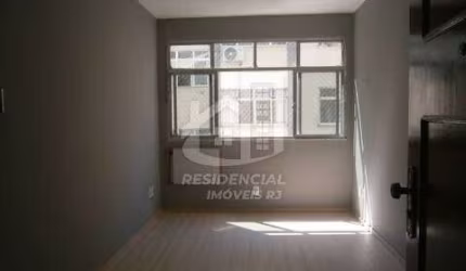Apartamento 51m² com 2 quartos para venda em Laranjeiras RJ
