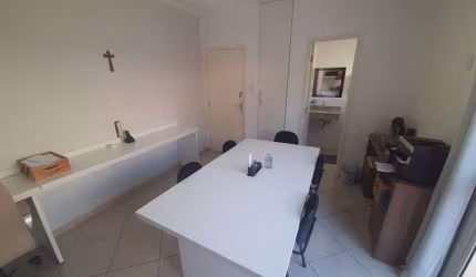 Sala Comercial completa próximo ao forum