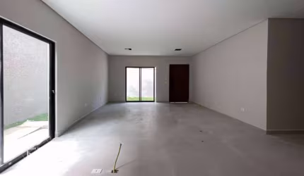 Sobrado com 3 dormitórios à venda, 160 m² por R$ 920.000,00 - Boa Vista - Curitiba/PR