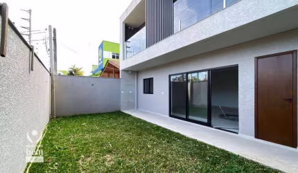 Sobrado com 3 dormitórios à venda, 189 m² por R$ 1.050.000,00 - Boa Vista - Curitiba/PR