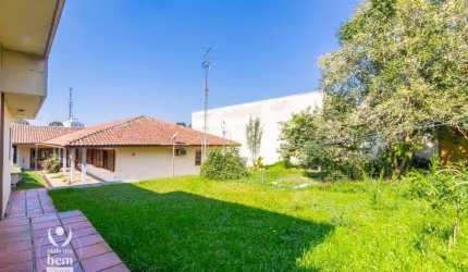 Casa Térrea averbada com 4 quartos à venda, 377 m² por R$ 1.690.000 - Capão da Imbuia - Curitiba/PR