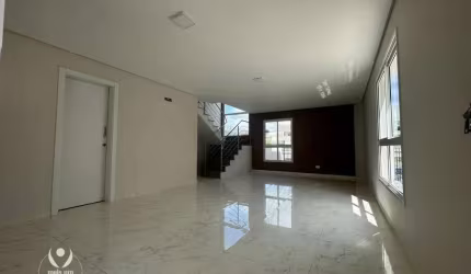 Sobrado com 3 quartos sendo 2 suítes à venda, 144 m² por R$ 810.000 - Atuba - Curitiba/PR