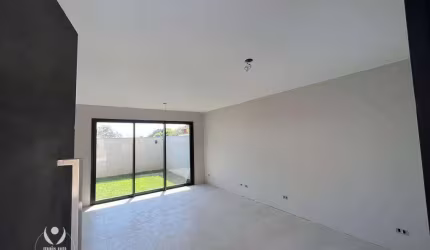 Triplex com 3 quartos sendo 1 suíte  à venda, 131 m² por R$ 950.000 - Pilarzinho - Curitiba/PR