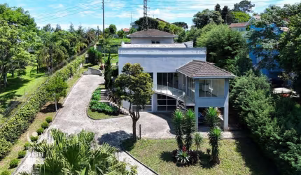Venha morar em meio á natureza: casa em condomínio com 4 quartos (2 suítes) à venda por R$ 3.500.000 - Uberaba - Curitiba/PR