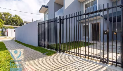 Sobrado com 3 dormitórios à venda, 67 m² por R$ 499.000,00 - Campo Comprido - Curitiba/PR
