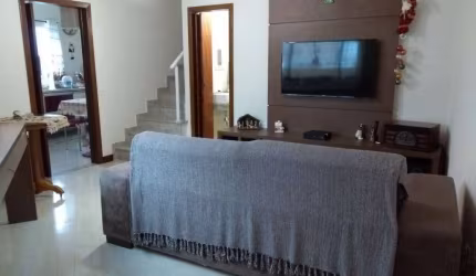 Sobrado Maravilhoso 118 m² 2 Dormitorios  e 2 Vagas de Garagens