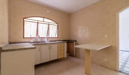 Sobrado Maravilhoso 165 m² 3 Dormitorios sendo 1 Suite e 2 Vagas