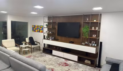 Sobrado Alto Padrão em Localização Privilegiada 350 m² 4 Dormitorios
