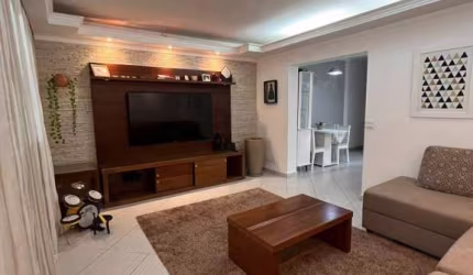 Casa Terrea 182 m² 2 Dormitorios sendo 1 Suite e 2 Vagas de Garagens