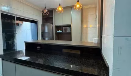 Sobrado com 200 m² 3 Dormnitorios sendo 1 Suite Estuda Permuta Menor Valor