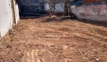 Terreno com projeto aprovado para Sobrado em localização privilegiada