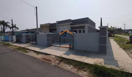Casa com suíte no Primavera