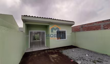 Residência com suíte no Balneário Canoas