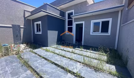 Casa 3 dormitórios faixa mar com piscina