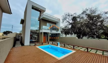 Sobrado faixa mar com piscina Atami Norte
