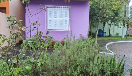 Casa em condomínio fechado à venda, no bairro Guarujá, em Porto Alegre, RS