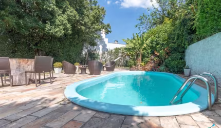 Casa para Venda em Porto Alegre, Vila João Pessoa, 1 suíte, 3 quartos, 5 banheiros, 2 vagas