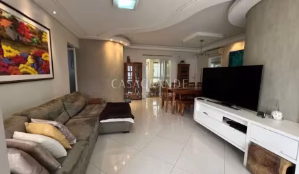 Casa em condomínio fechado com 3 quartos à venda no Santo Antônio, Joinville  por R$ 1.550.000