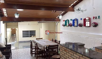 Sobrado com 3 dormitórios, 3 banheiros, 2 vagasà venda, 145 m² por R$ 690.000 - Vila Granada - São Paulo/SP