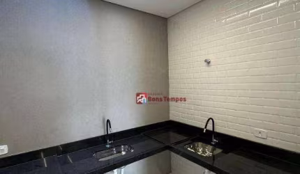 Sobrado com 3 dormitórios, 3 suites, 3 vagas, quintal, à venda, 160 m² por R$ 799.900 - Itaquera - São Paulo/SP