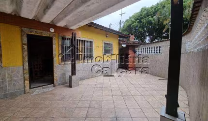 Casa para Venda em Praia Grande, Balneário Maracanã, 1 dormitório, 1 banheiro, 3 vagas