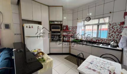 Casa para Venda em Praia Grande, Jardim Princesa, 2 dormitórios, 1 suíte, 2 banheiros, 6 vagas
