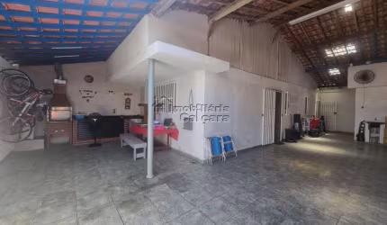 Casa para Venda em Praia Grande, Caiçara, 1 dormitório, 1 suíte, 2 banheiros, 3 vagas