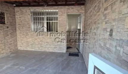 Sobrado para Venda em Praia Grande, Nova Mirim, 2 dormitórios, 2 banheiros, 2 vagas