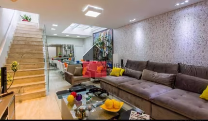 Sobrado à venda, Ipiranga, com 3dts sendo 2sts, 2vgs, 220m². São Paulo, SP. São Paulo, SP. Agende u