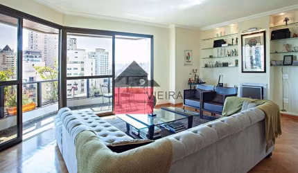 Apartamento com 4 dormitórios muito bem distribuídos 4 vagas de garagem  andar alto 247 m2  por R$