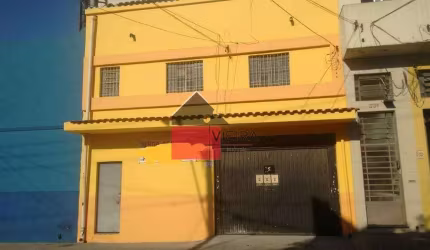 Excelente galpão comercial para venda, com 2 vagas de garagens, 4 banheiros, Cambuci, São Paulo.
