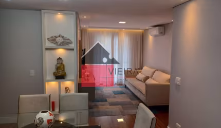 Um lindo apartamento à venda na Aclimação, com  3 dormitórios, 2 vagas de garagem, Sacada, 86m2 Pró