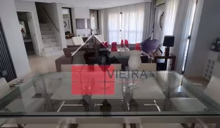 Cobertura Duplex à venda, com 5 dormitórios, sendo 3 suítes, sendo 1 master com closet, 360m² de ár